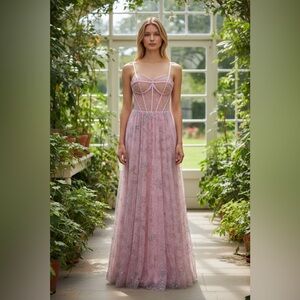 Elegant Pink Tulle Prom Gown